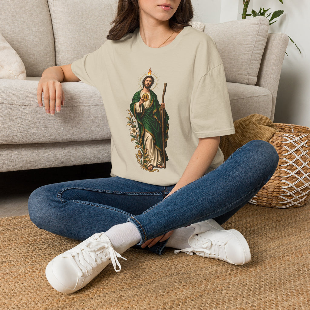San Judas Tadeo Black & Gold Sacred Heart Unisex T-Shirt